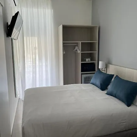 Hotel Lc Urbano