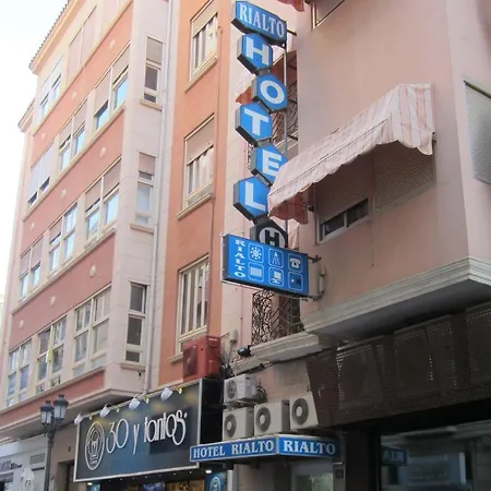 Lc Urbano Hotel