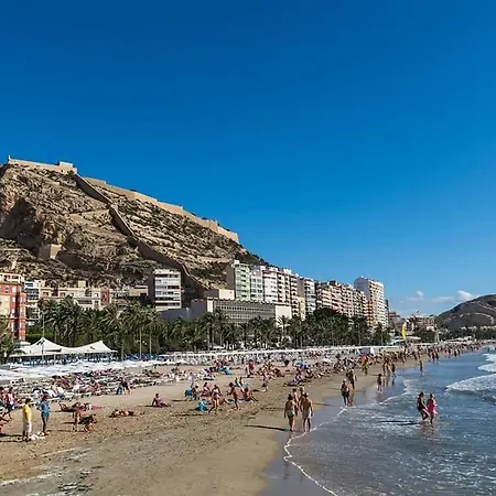 Lc Urbano فندق